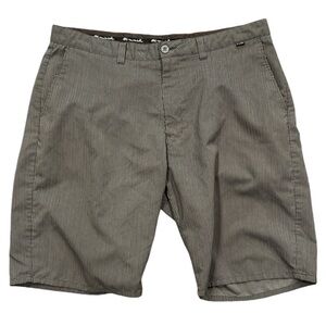 Travis Mathew W40 gray/white flat front striped pocketed shorts front zip/button